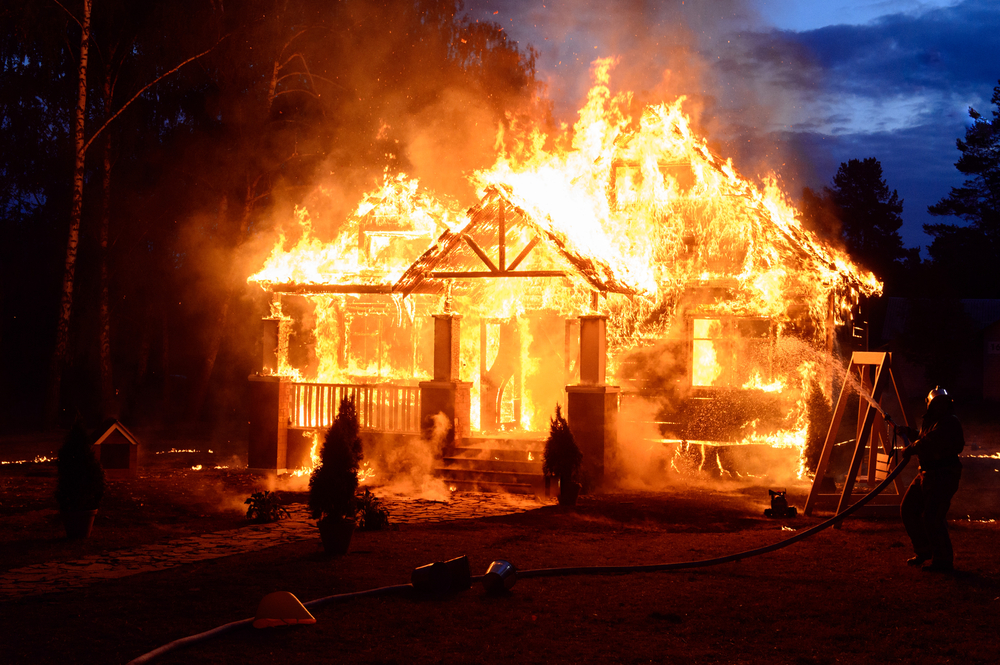 How Can a Fire Damage adjuster Help After a House Fire in Florida?